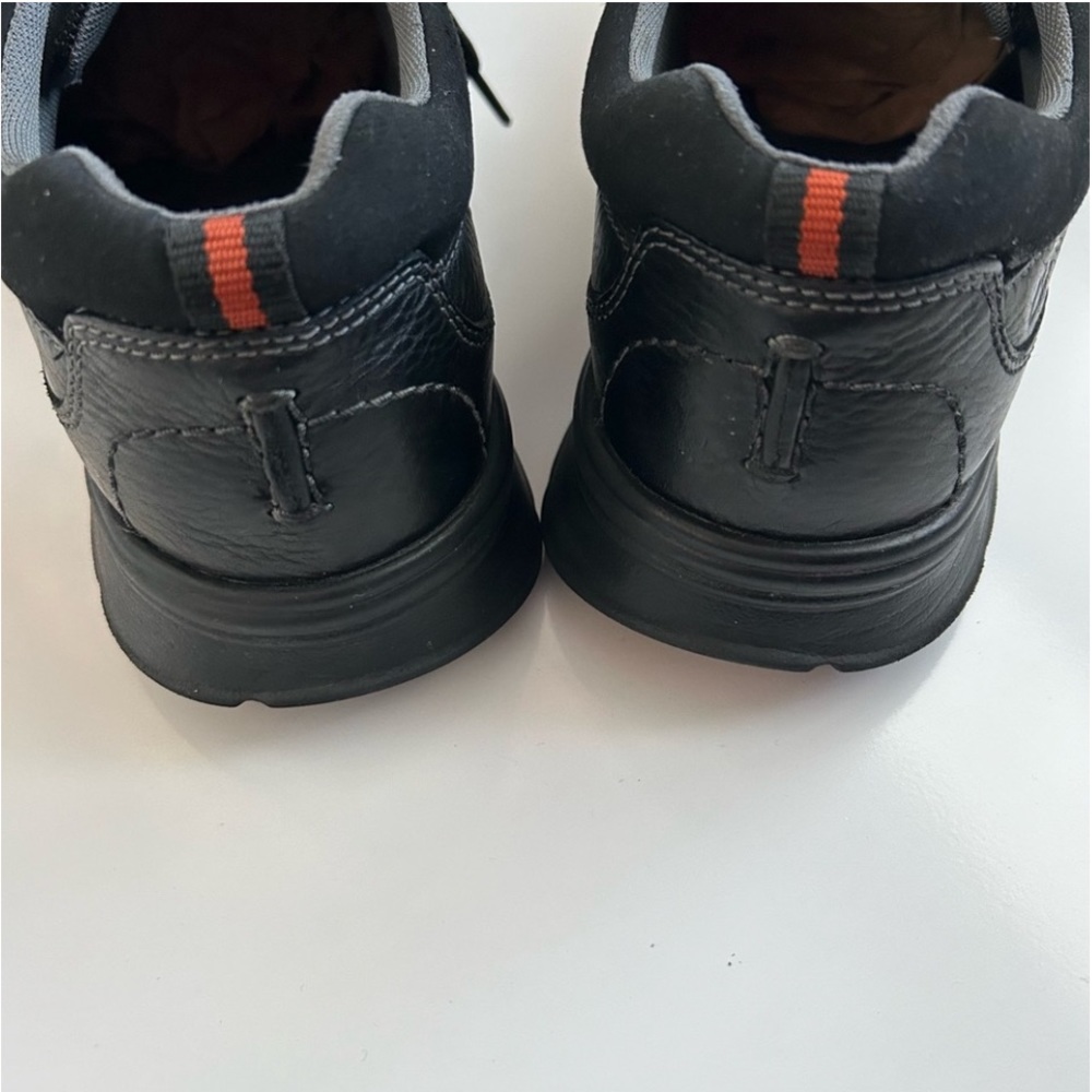 Clark’s Men’s Black Leather Oxford Shoes - Picture 8 of 10